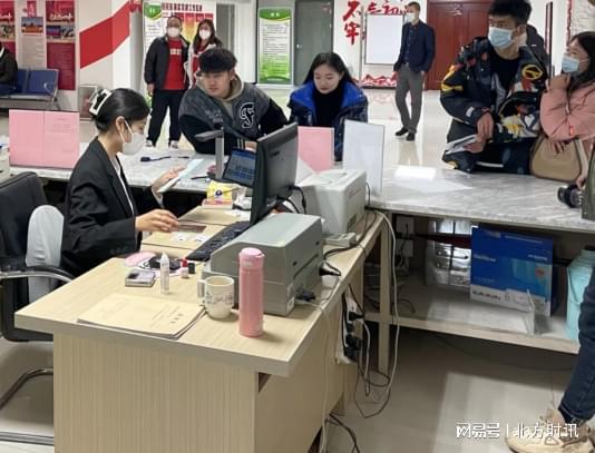 為幸?！疤崴佟保梅?wù)“升溫”——呼和浩特市回民區(qū)婚姻登記專區(qū)延時(shí)服務(wù)與婚姻介紹服務(wù)紀(jì)實(shí)